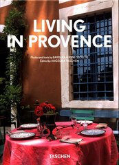 Okładka książki Living in Provence , 9783836594400,   109 zł